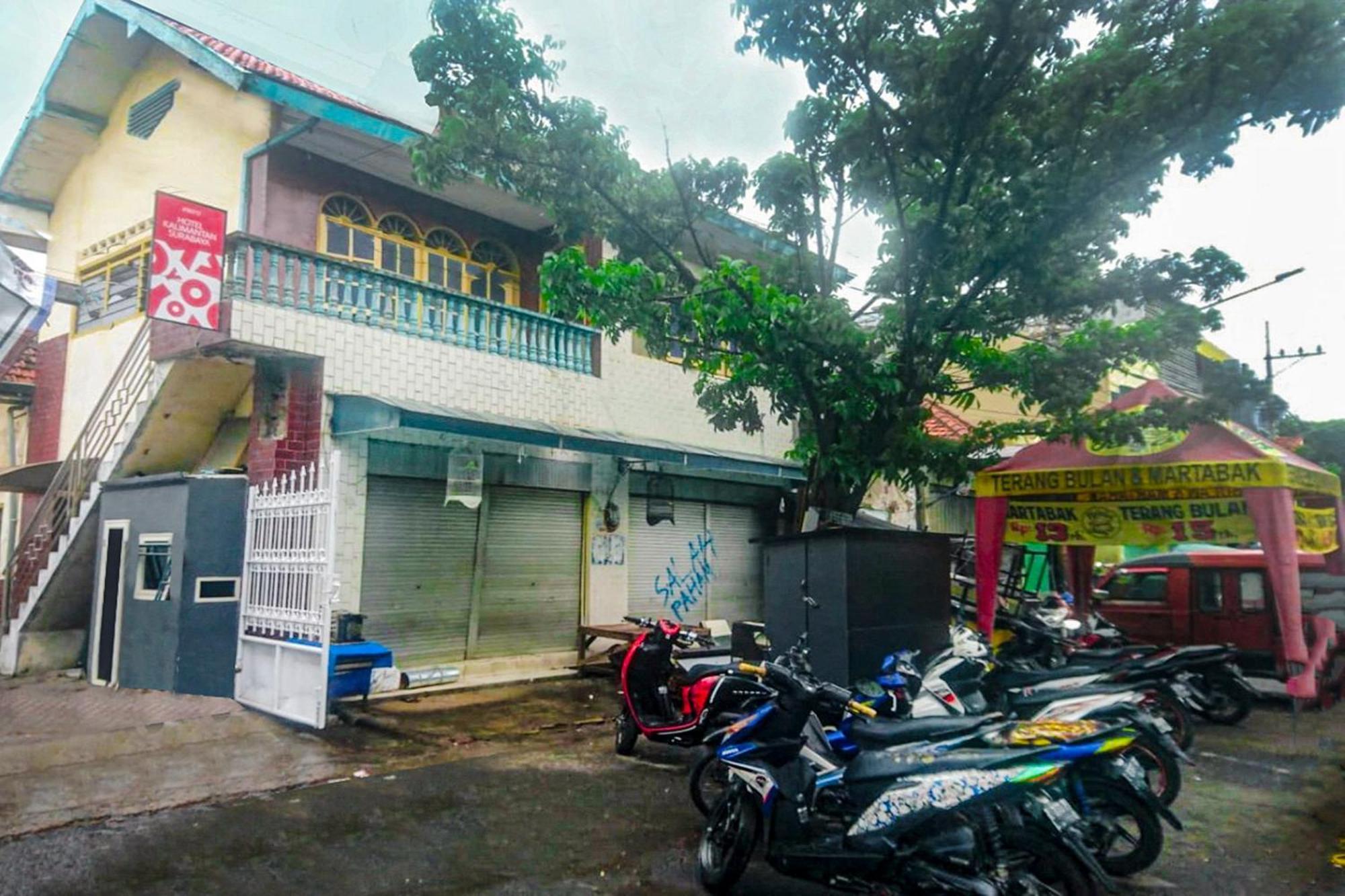 Hotel Kalimantan 수라바야 외부 사진